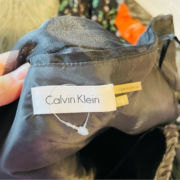 CALVIN KLEIN classy black formal cocktail dress size 14 with ruffles v-neck - Picture 2 of 8